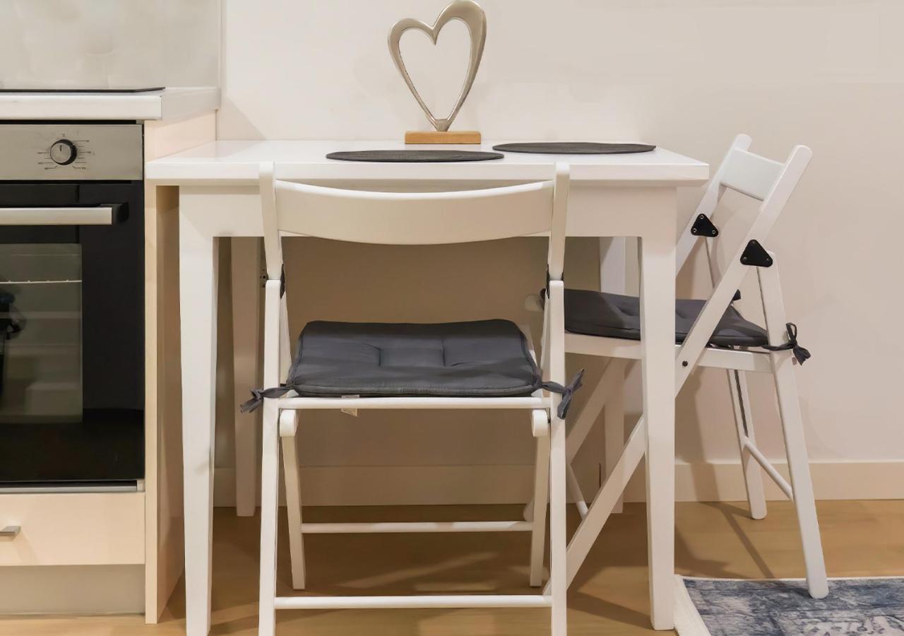 Home Inn Apartment Near City Center Τίρανα Εξωτερικό φωτογραφία