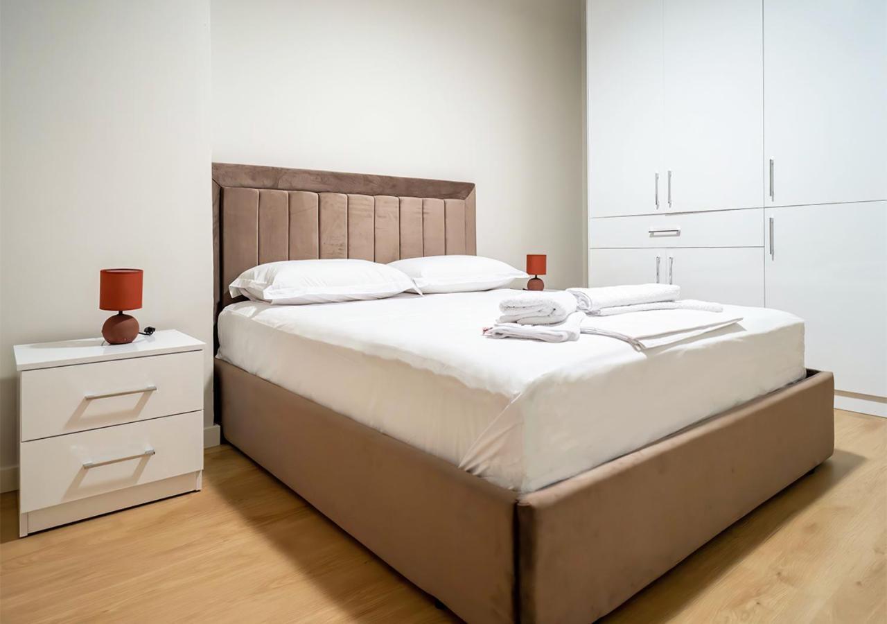 Home Inn Apartment Near City Center Τίρανα Εξωτερικό φωτογραφία