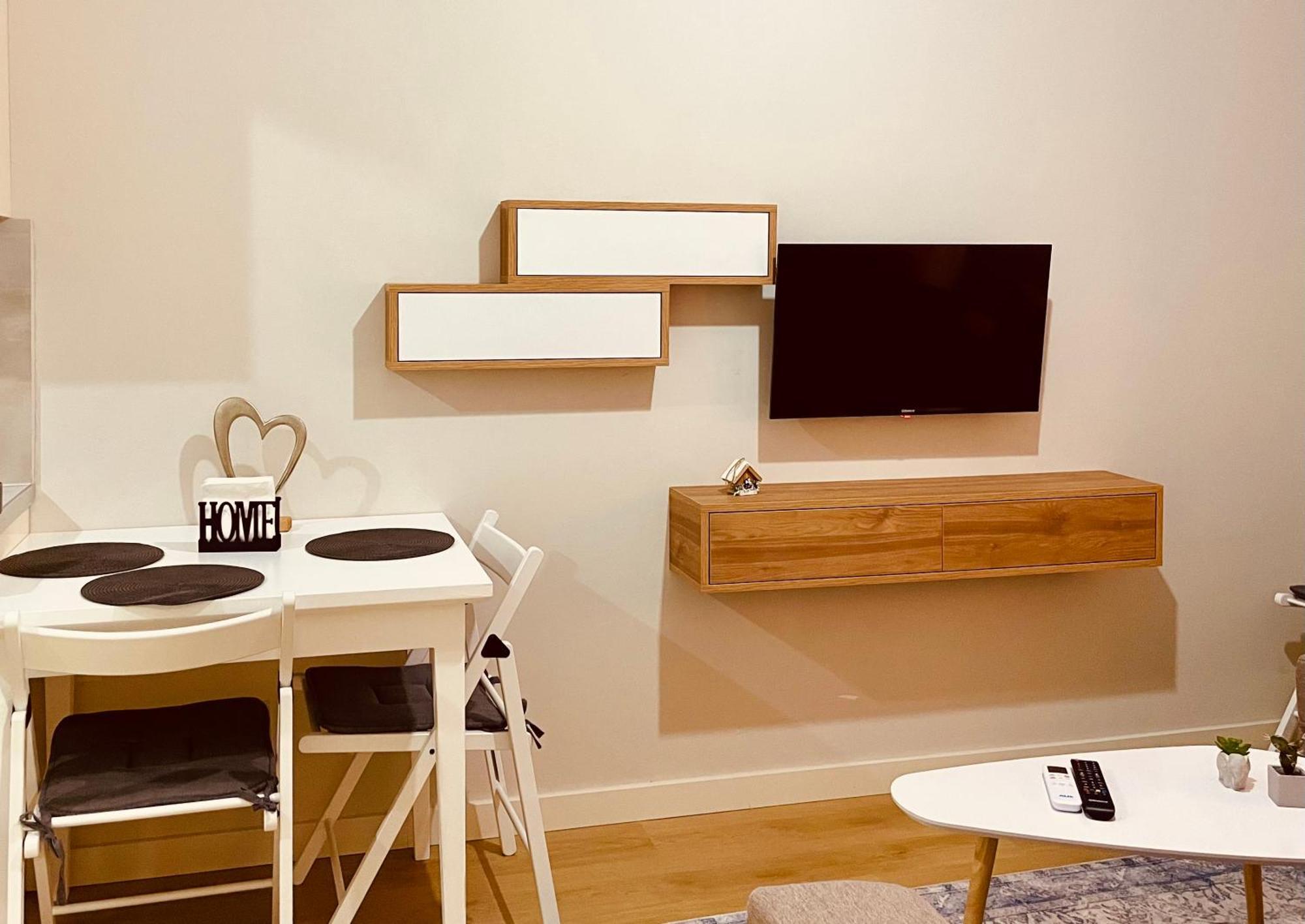 Home Inn Apartment Near City Center Τίρανα Εξωτερικό φωτογραφία
